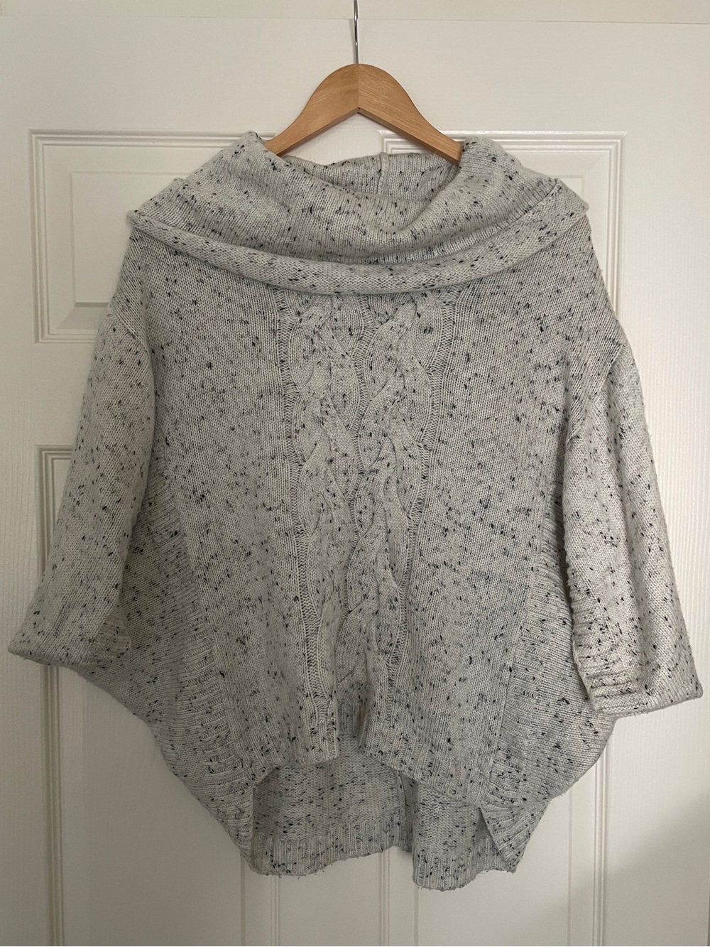🩶 Anthropologie Speckled Light Gray Cable Cowl-Neck Sweater 🩶 - Picture 1 of 6